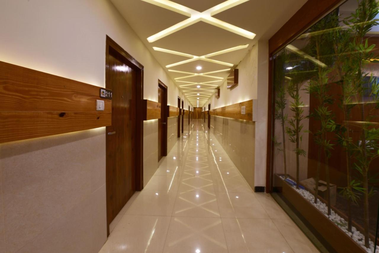 Hotel Bv Colours By Rivido, Begur Main Road 벵갈루루 외부 사진